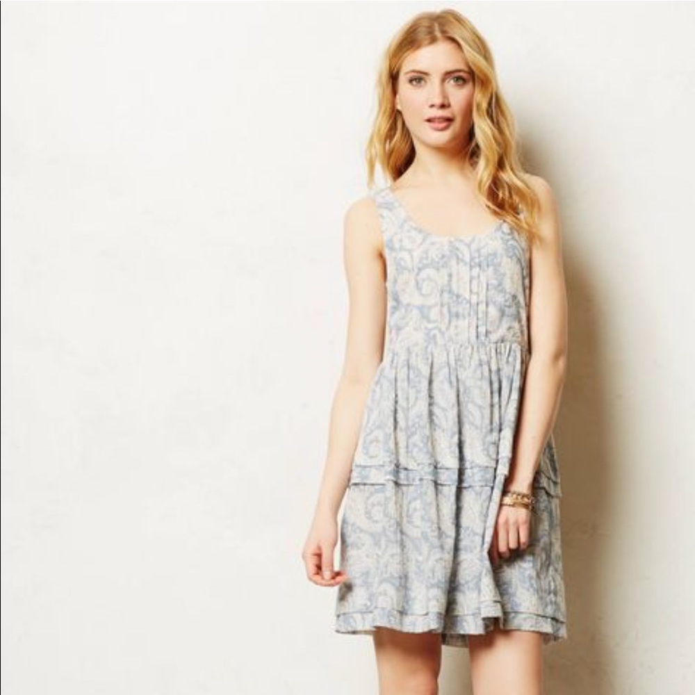 Anthropologie dress. Worn once. Great condition. M